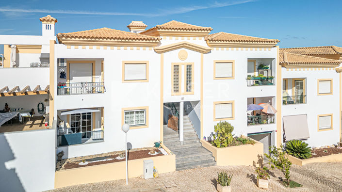 Image No.1-3 Bed Apartment for sale