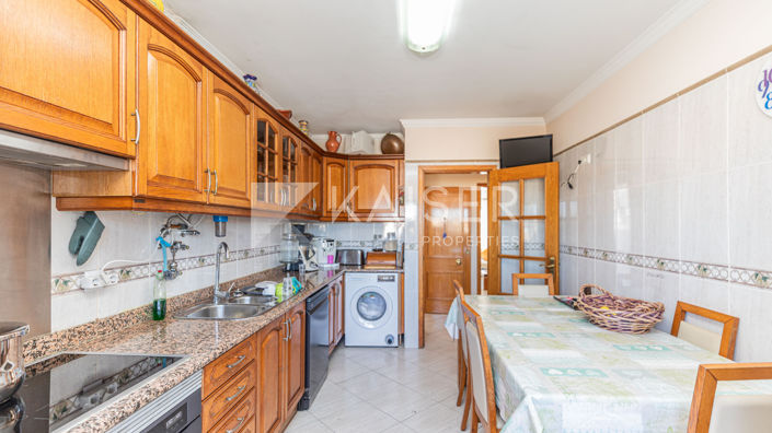 Image No.9-3 Bed Apartment for sale