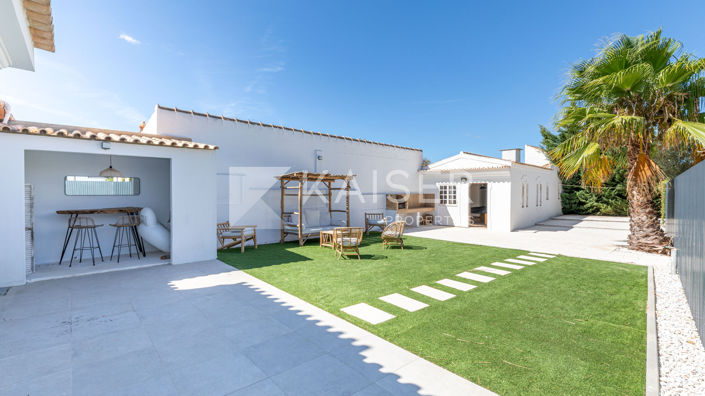 Image No.17-3 Bed Villa for sale