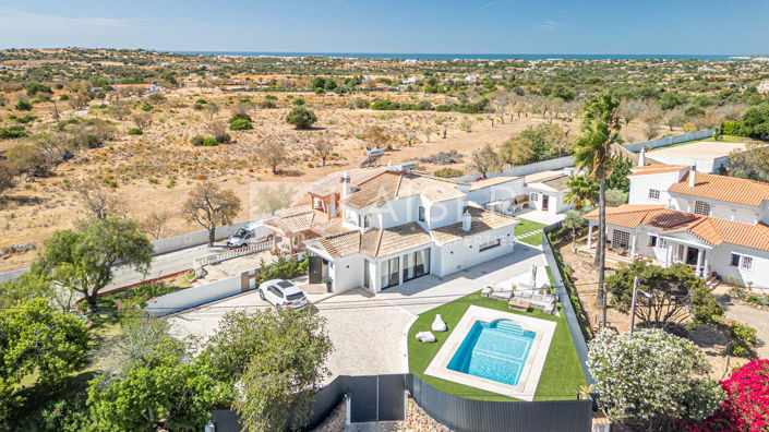 Image No.2-3 Bed Villa for sale