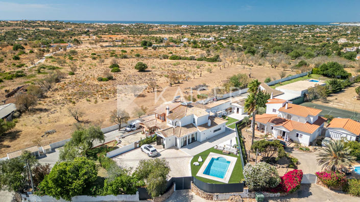 Image No.28-3 Bed Villa for sale