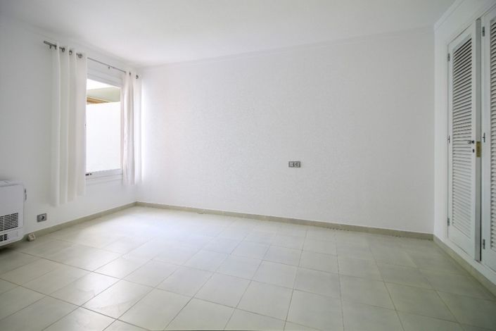 Image No.6-3 Bed Apartment for sale