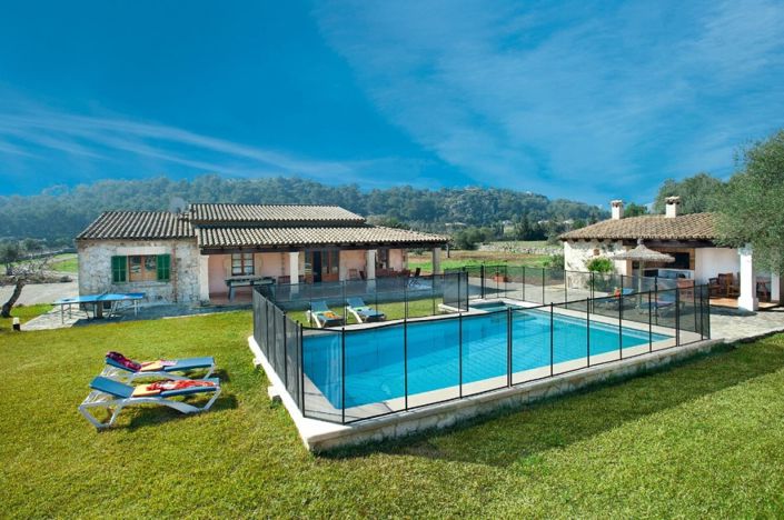 Image No.16-3 Bed Property for sale