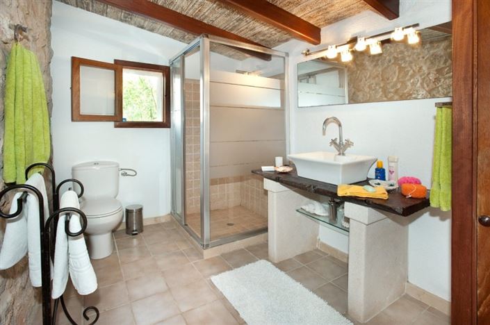 Image No.10-4 Bed Finca for sale