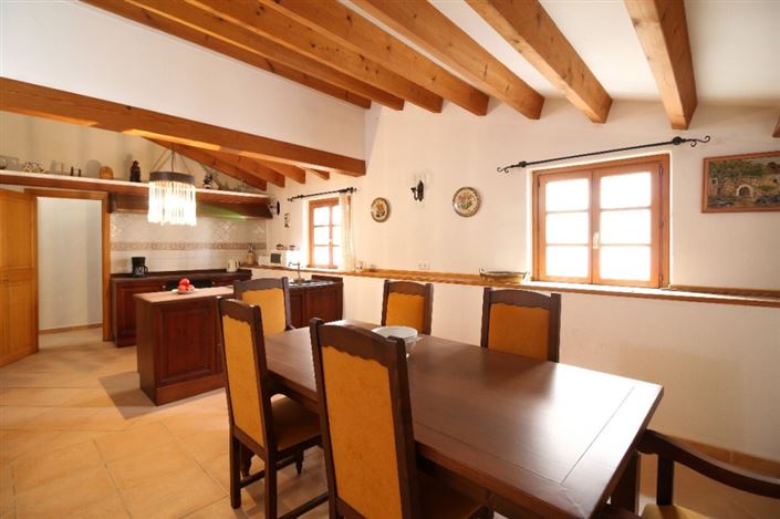 Image No.16-4 Bed Townhouse for sale