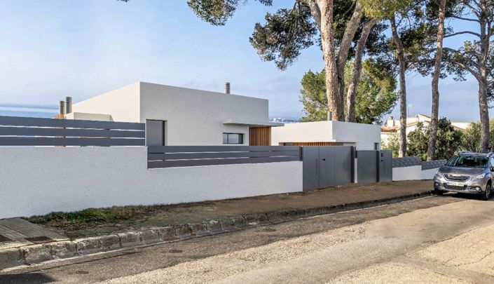 Image No.6-4 Bed Villa for sale