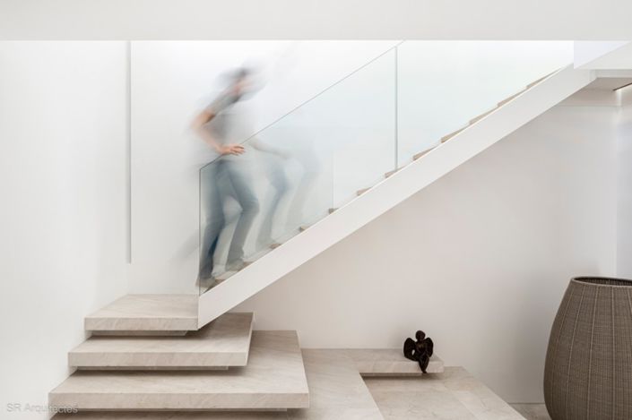 Image No.12-4 Bed Townhouse for sale