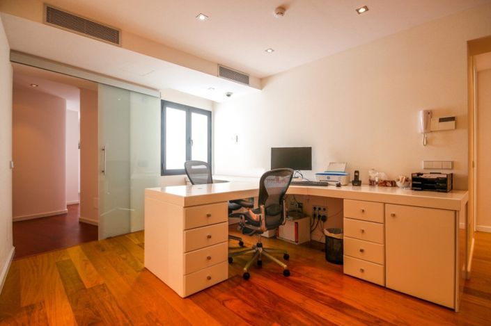 Image No.10-3 Bed Apartment for sale