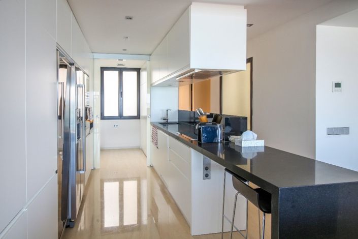 Image No.17-3 Bed Apartment for sale