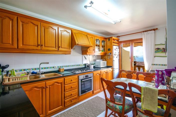 Image No.19-5 Bed Chalet for sale