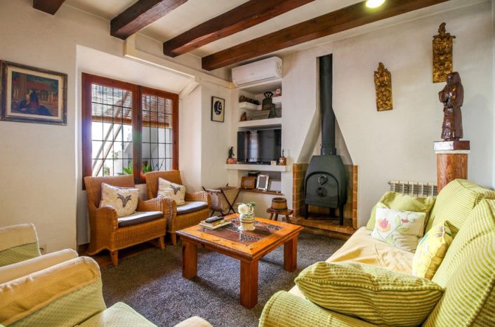 Image No.9-6 Bed Townhouse for sale