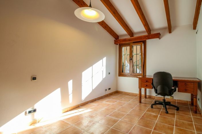 Image No.3-3 Bed Townhouse for sale