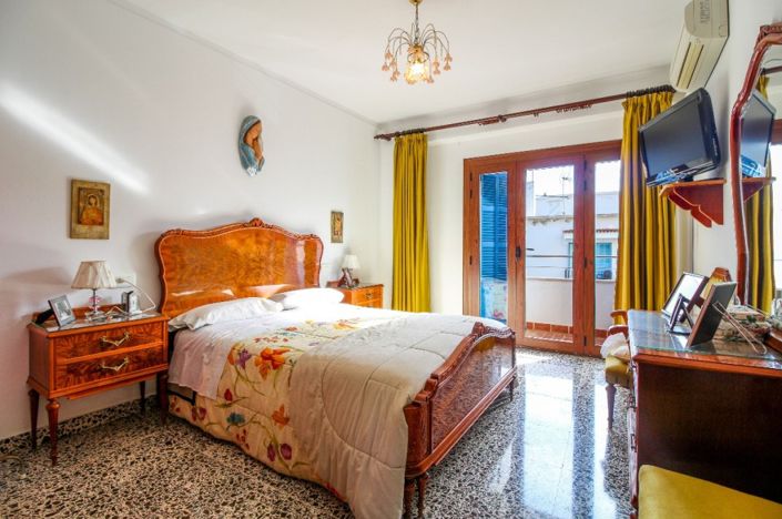 Image No.8-3 Bed Apartment for sale