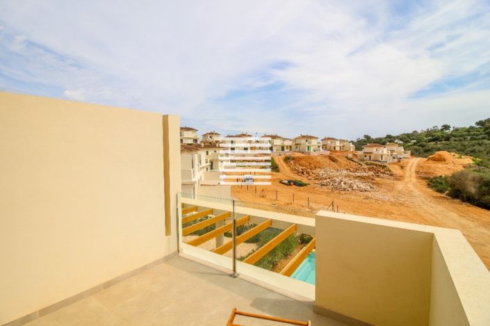 Image No.20-2 Bed Villa for sale