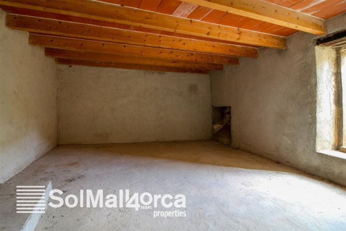 Image No.18-4 Bed Townhouse for sale