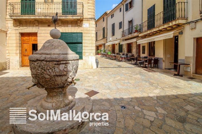 Image No.20-4 Bed Townhouse for sale