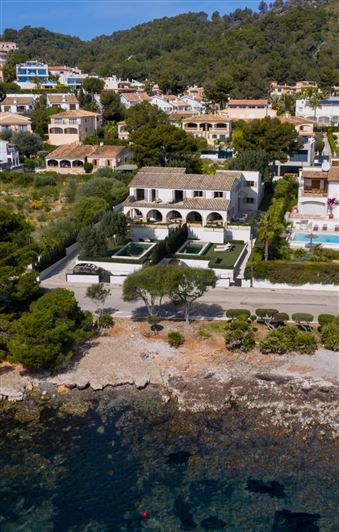 Image No.15-4 Bed Chalet for sale