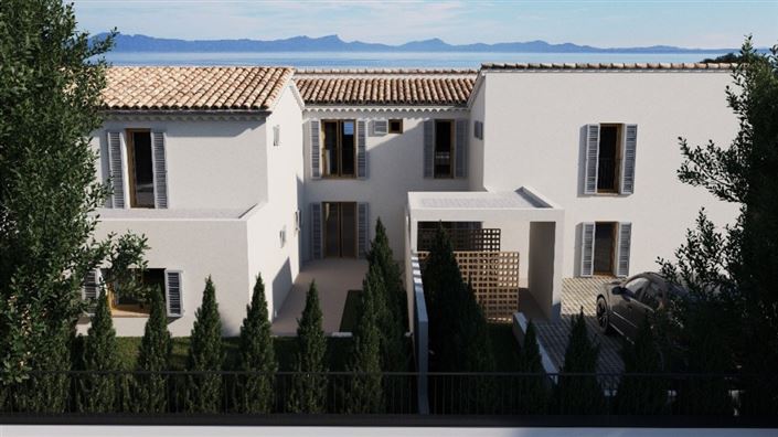 Image No.5-4 Bed Chalet for sale