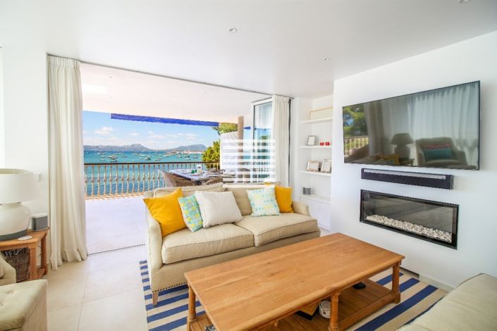 Image No.4-4 Bed Property for sale