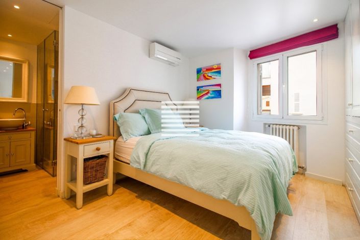 Image No.9-4 Bed Property for sale