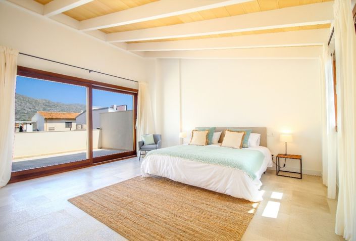 Image No.5-4 Bed Townhouse for sale