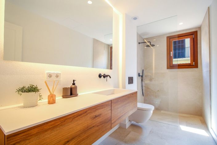 Image No.9-4 Bed Townhouse for sale