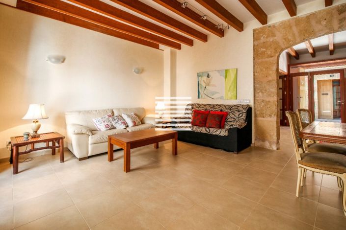 Image No.20-4 Bed Townhouse for sale