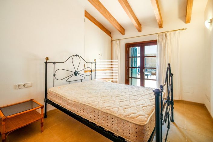 Image No.5-4 Bed Townhouse for sale