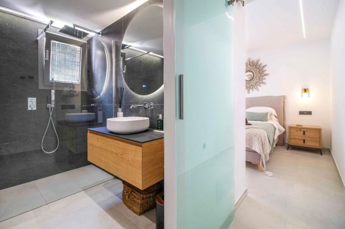 Image No.13-4 Bed Villa for sale