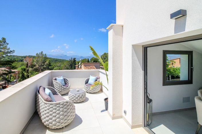 Image No.17-4 Bed Villa for sale