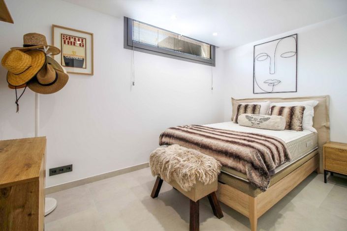 Image No.20-4 Bed Villa for sale