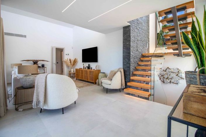 Image No.7-4 Bed Villa for sale