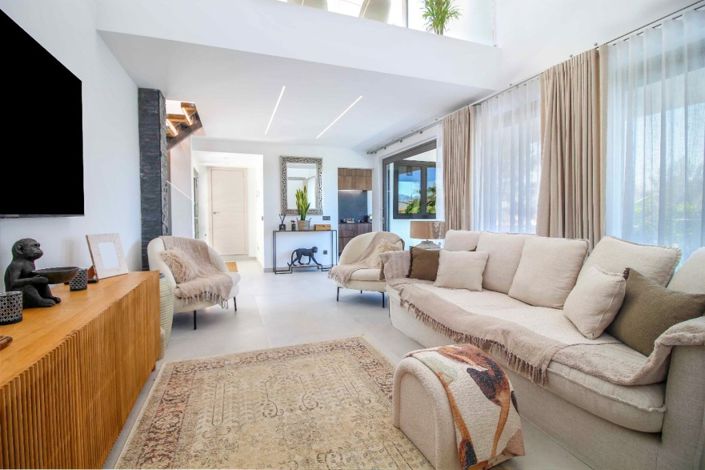 Image No.4-4 Bed Villa for sale