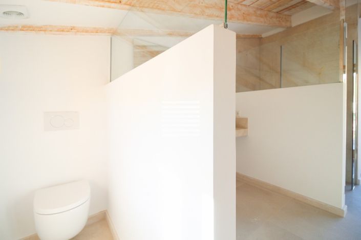 Image No.19-3 Bed Townhouse for sale