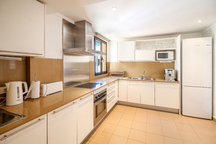 Image No.4-4 Bed Apartment for sale