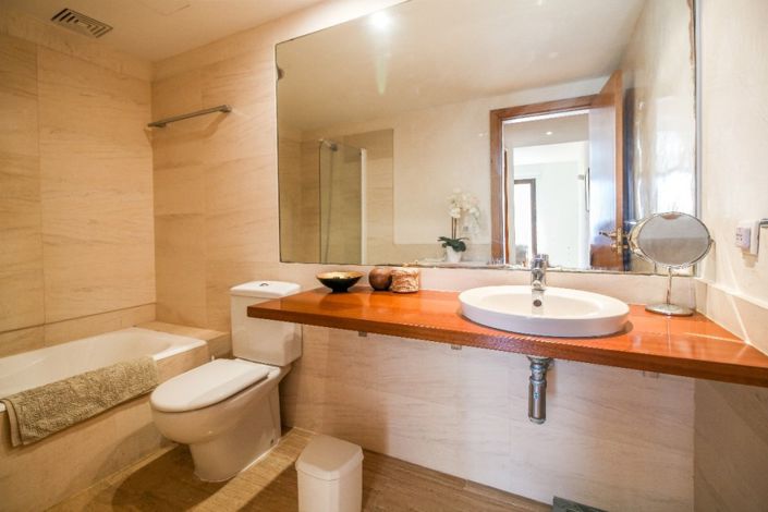 Image No.9-4 Bed Apartment for sale