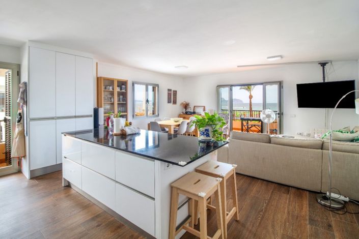 Image No.9-3 Bed Apartment for sale