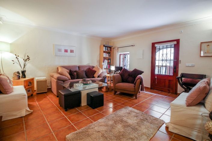 Image No.8-3 Bed Townhouse for sale