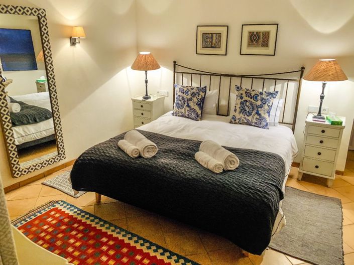 Image No.15-4 Bed Townhouse for sale