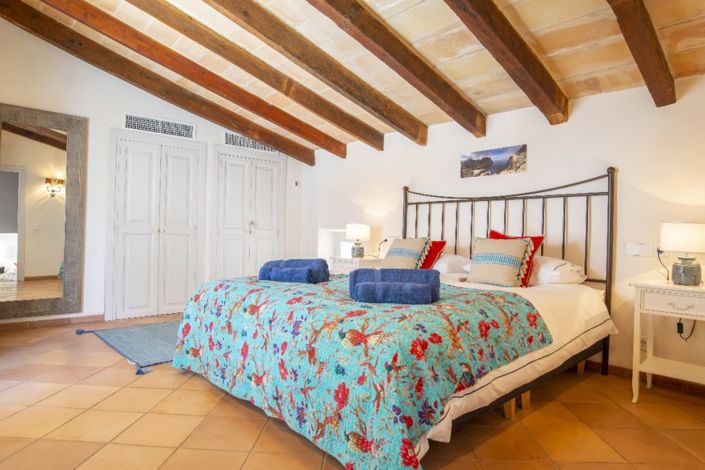 Image No.5-4 Bed Townhouse for sale