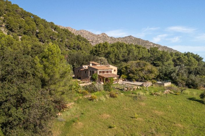 Image No.4-5 Bed Property for sale