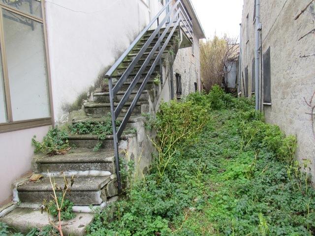 Image No.14-2 Bed Country House for sale