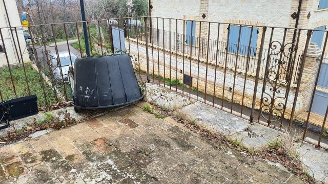 Image No.13-1 Bed Country House for sale