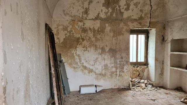 Image No.16-1 Bed Country House for sale