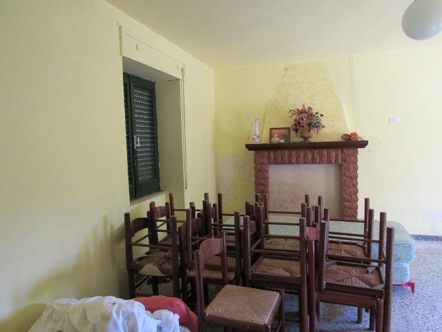 Image No.9-6 Bed Country House for sale