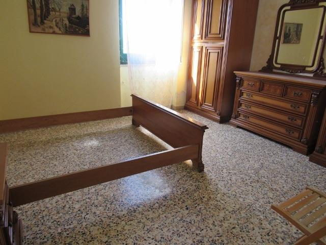 Image No.12-6 Bed Country House for sale