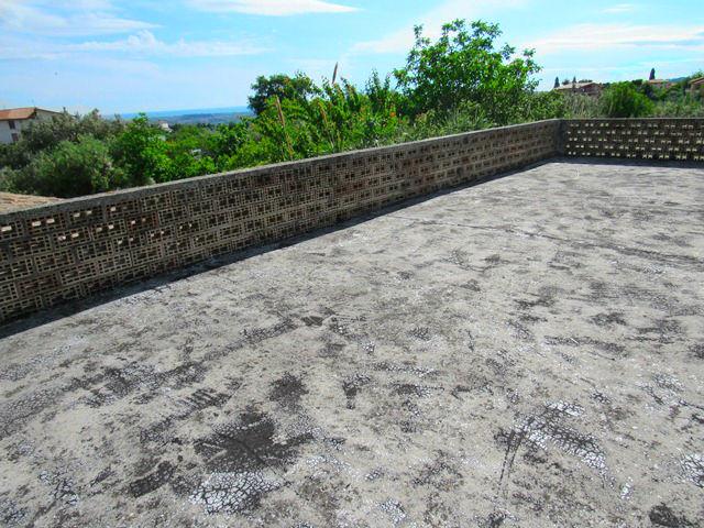 Image No.12-3 Bed Townhouse for sale