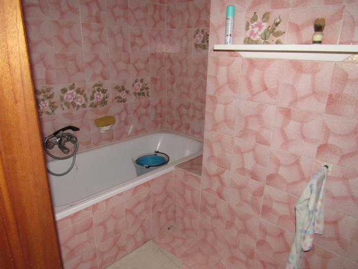 Image No.10-2 Bed Townhouse for sale