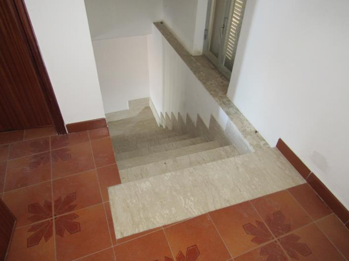 Image No.12-2 Bed Townhouse for sale