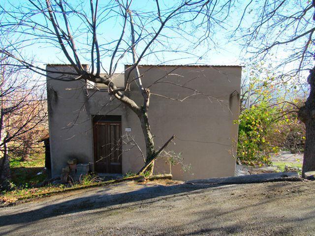 Image No.6-2 Bed Country House for sale